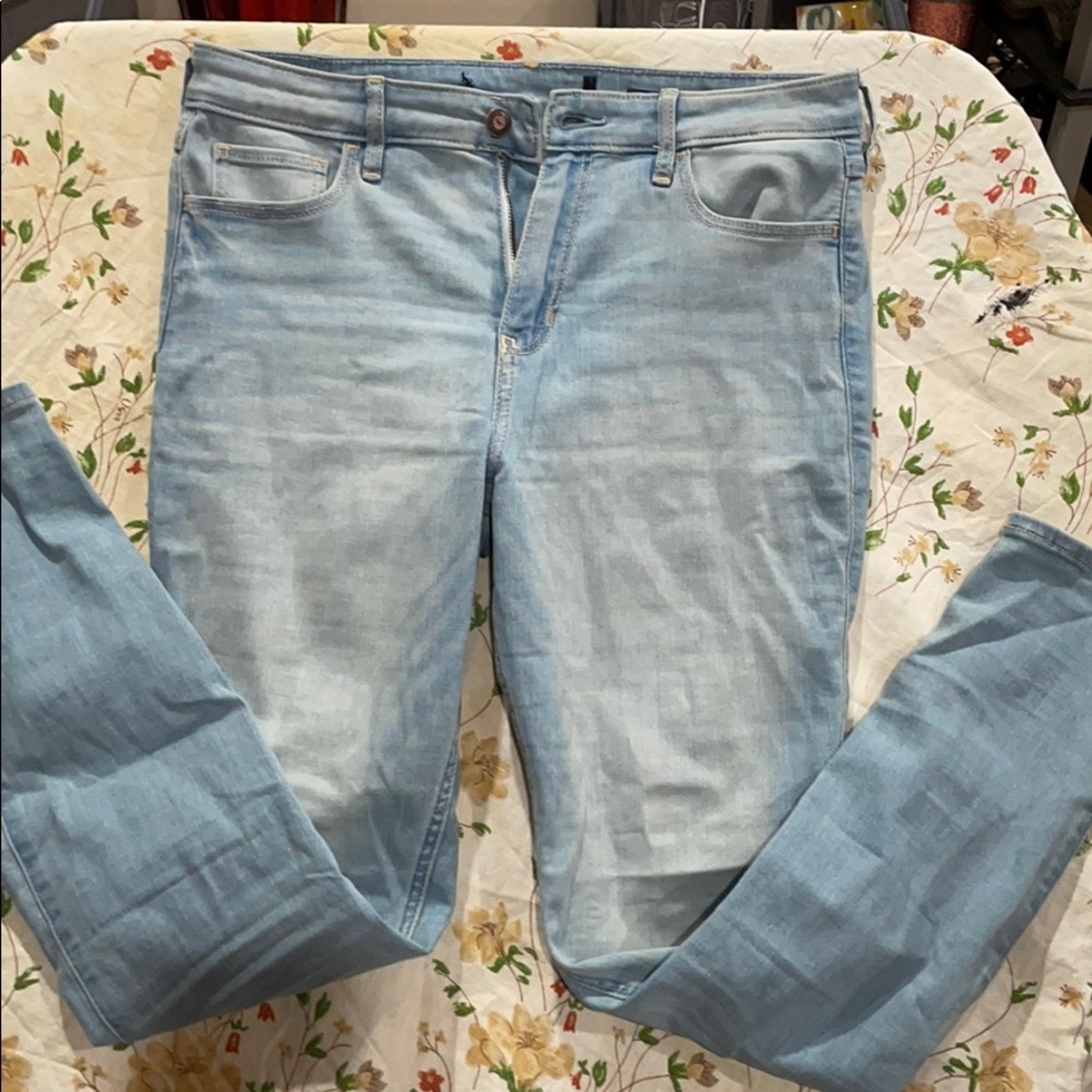 High-rise super skinny light colored jeans